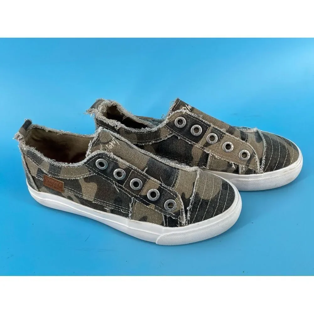 Blowfish Malibu Big Kid Girls Size 3‎ Natural Camo Canvas Slip on Gorpcore